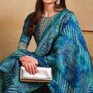 Shivansh Creations Women’s Teal Blue Printed Silk Blend Kurta Set– Ethnic Dress